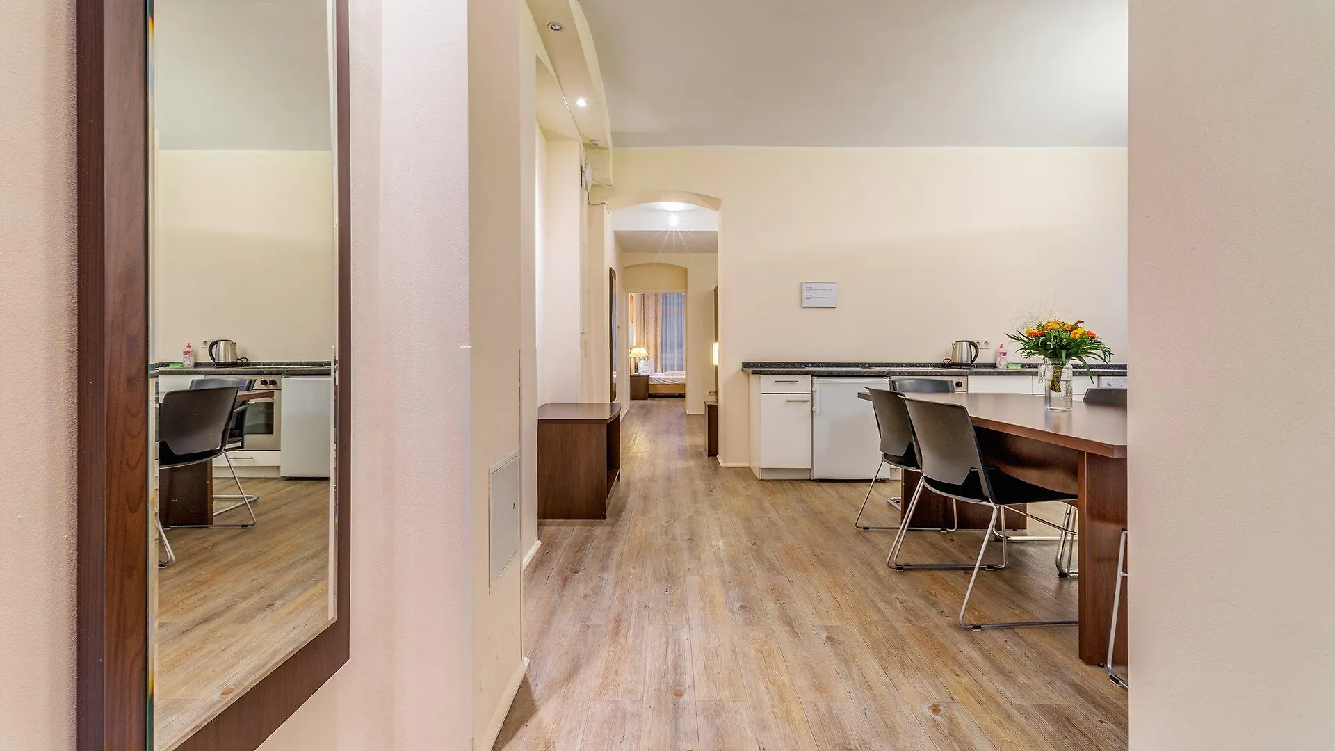 Upper Room Hotel Kurfuerstendamm Berlin