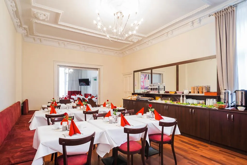 Upper Room Hotel Kurfuerstendamm Berlin