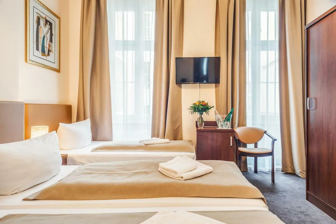 Upper Room Hotel Kurfuerstendamm Berlin