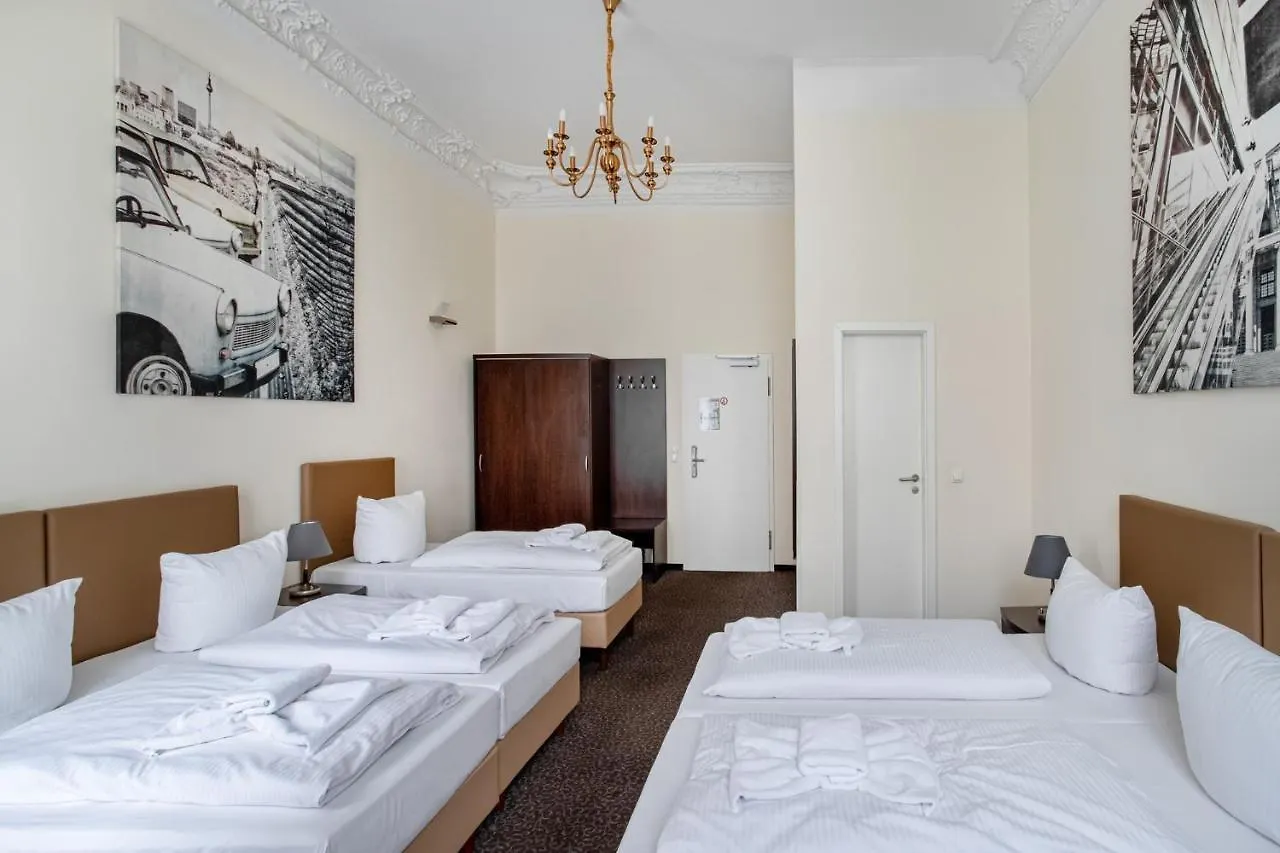 ***  Upper Room Hotel Kurfuerstendamm Berlín Německo